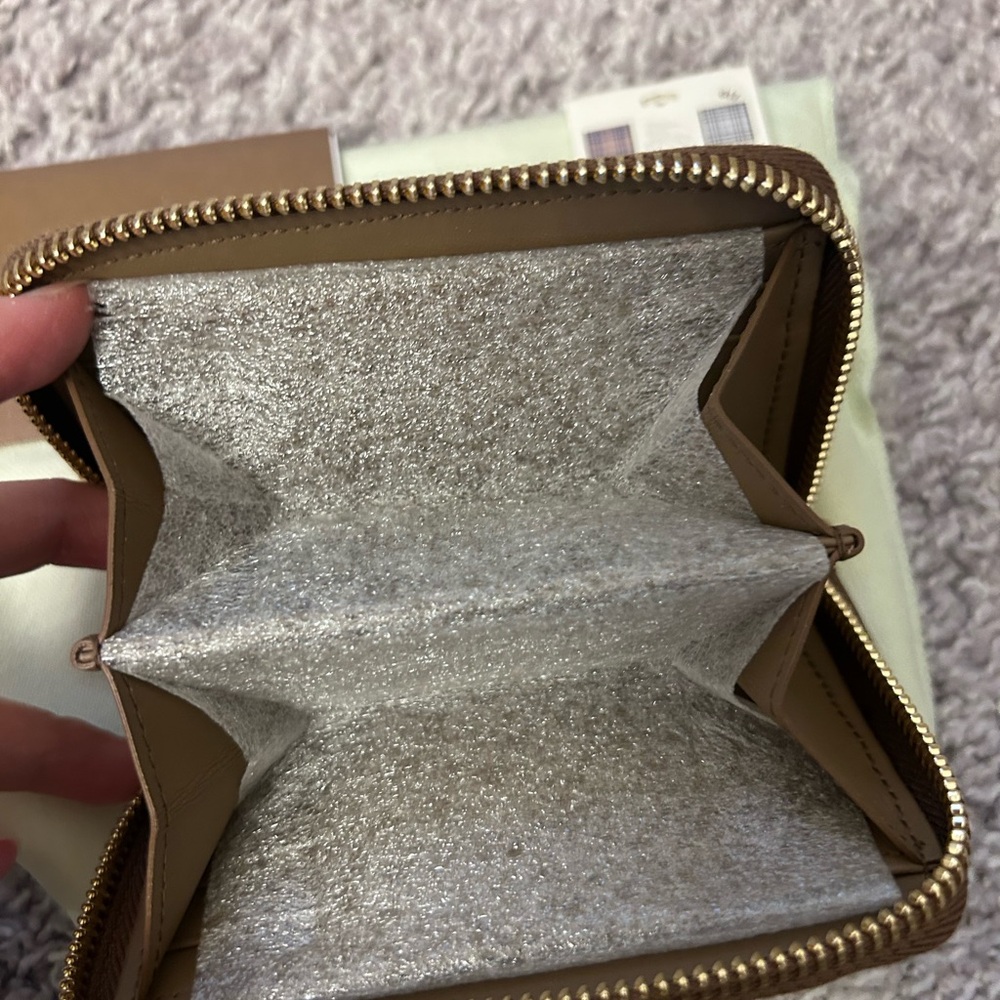 Burberry leather zipper wallet